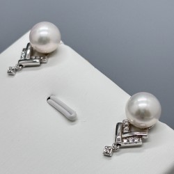 18K白金珍珠鑽石耳環