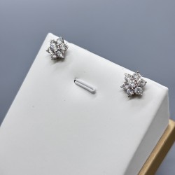 18K白金鑽石花形耳環