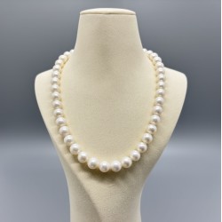 南洋白珠珍珠頸鏈 (9-10.5mm)