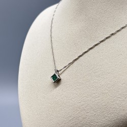 18K白金祖母綠拼石方形吊墜