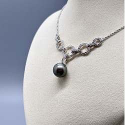 18K金大溪地黑珍珠鑽石項鏈