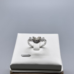 18K金馬眼拼梨形鑽石戒指