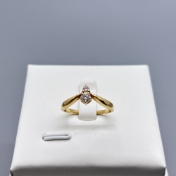 18K黃金鑽石V型戒指 (M)