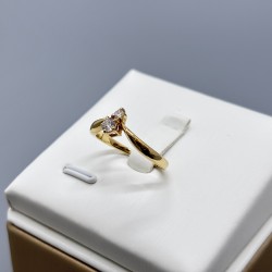 18K黃金鑽石V型戒指 (M)