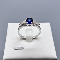 18K白金藍寶石鑽石戒指