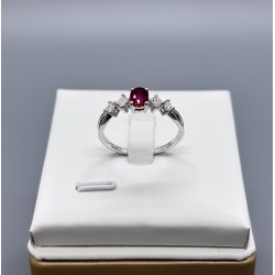 18K白金紅寶石鑽石戒指