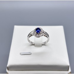 18K白金藍寶石鑽石戒指（U型包鑲）