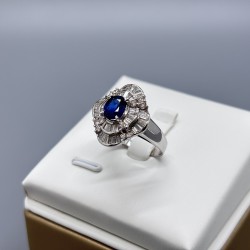 PT鉑金藍寶石鑽石戒指（裙邊鑲）