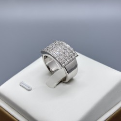 18K白金無邊鑲公主方鑽石戒指